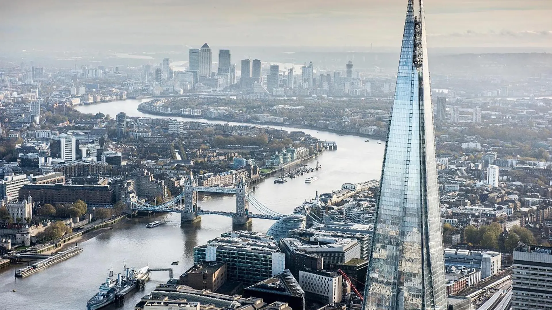 Apartment 3 Bedroom Flat With Free Secured Parking In Borough Near The Shard, Bermondsey London United Kingdom