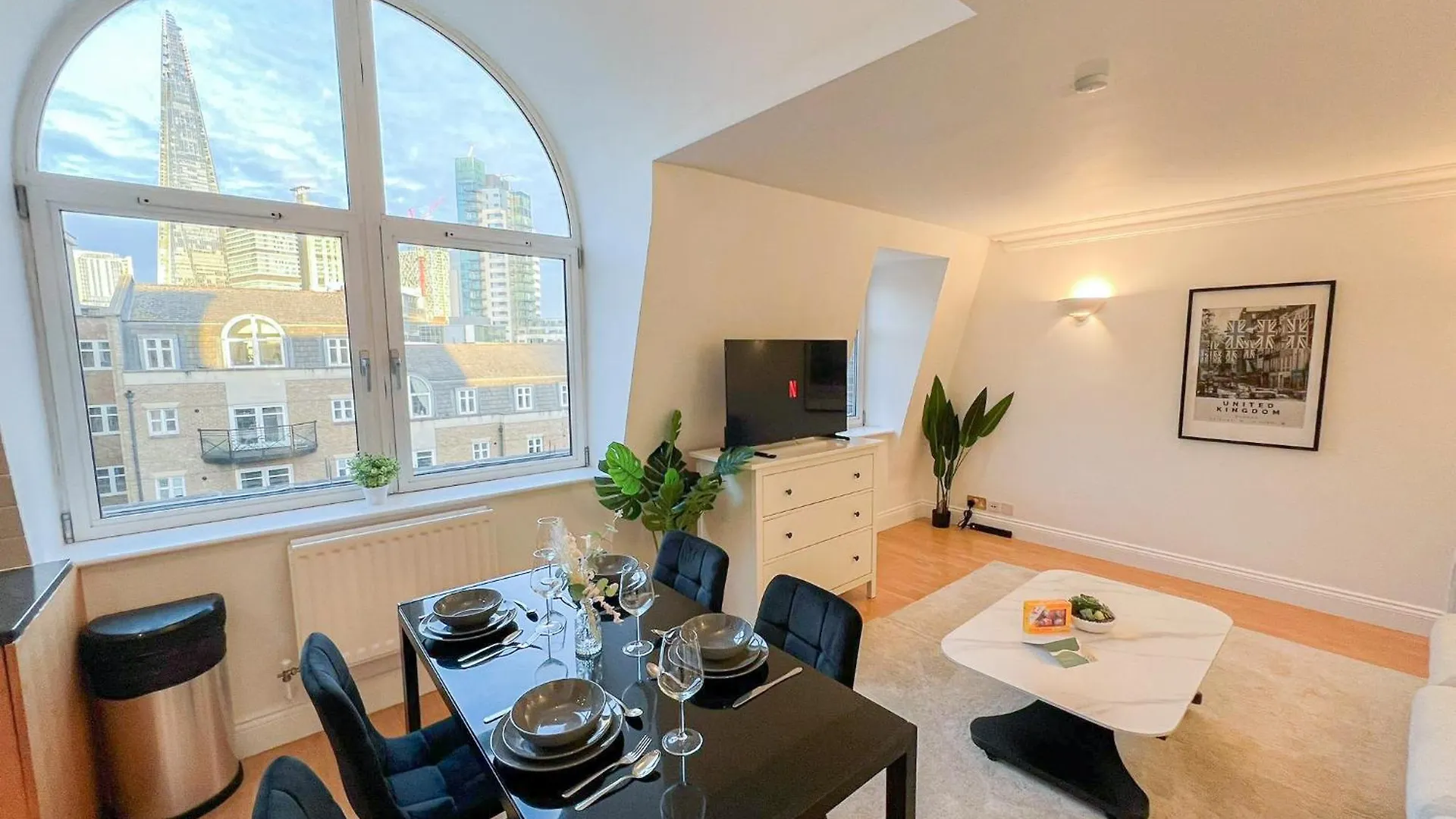 3 Bedroom Flat With Free Secured Parking In Borough Near The Shard, Bermondsey London