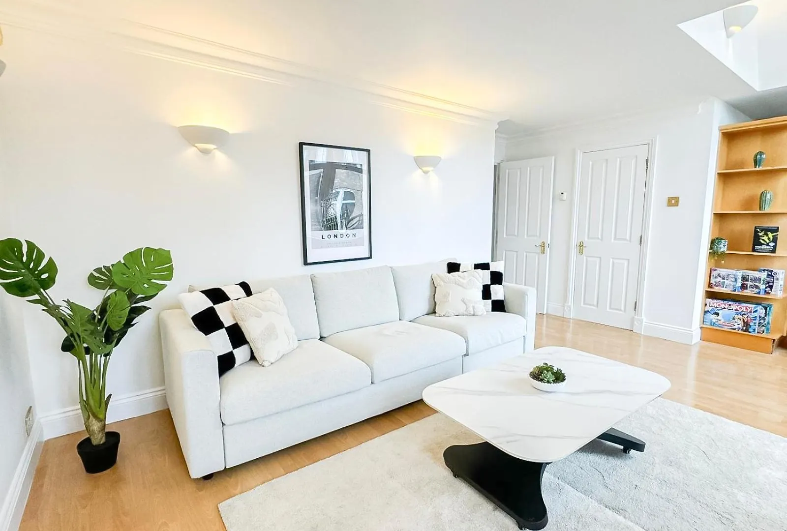 3 Bedroom Flat With Free Secured Parking In Borough Near The Shard, Bermondsey London 0*,  United Kingdom