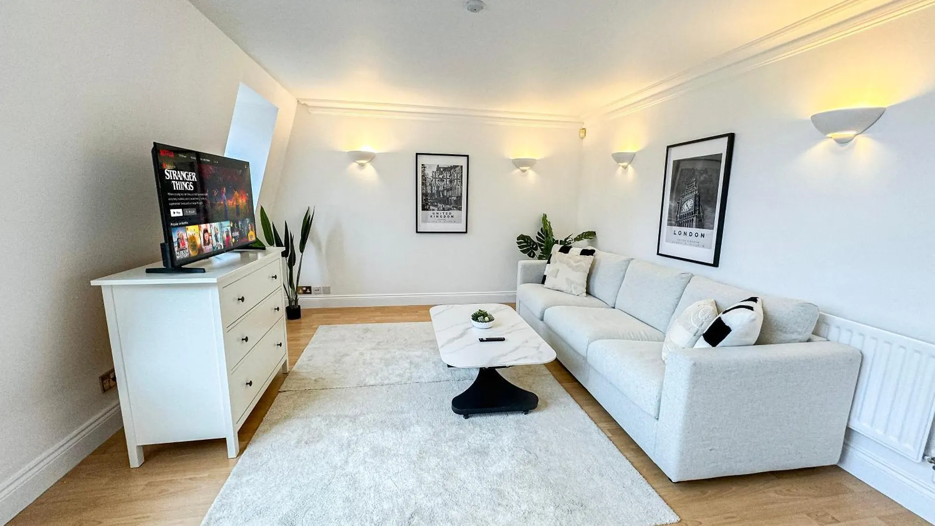 Apartment 3 Bedroom Flat With Free Secured Parking In Borough Near The Shard, Bermondsey London