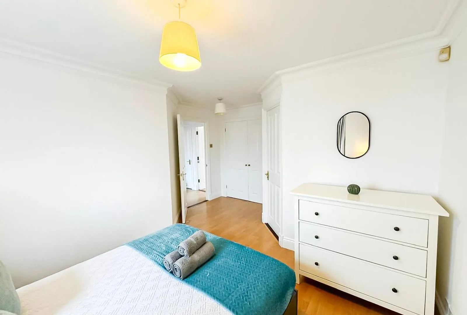 Apartment 3 Bedroom Flat With Free Secured Parking In Borough Near The Shard, Bermondsey London