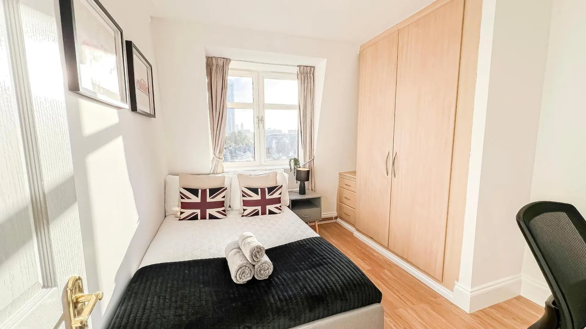 3 Bedroom Flat With Free Secured Parking In Borough Near The Shard, Bermondsey London